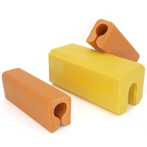 QuickMarine Single Ram Boat Transom Support Saver with Motor Locks – Fits Multiple Outboard Brands